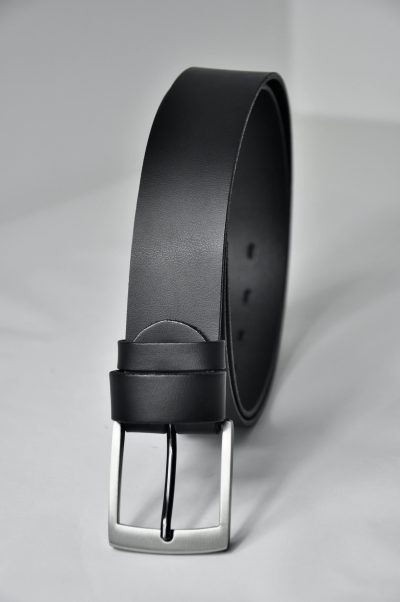 czarny pasek ze skóry dwoina 4 cm a