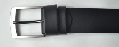 czarny pasek ze skóry dwoina 4 cm klamra